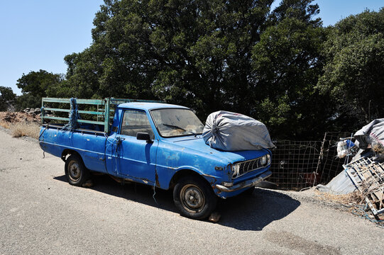 Vintage pick-up in Crete.