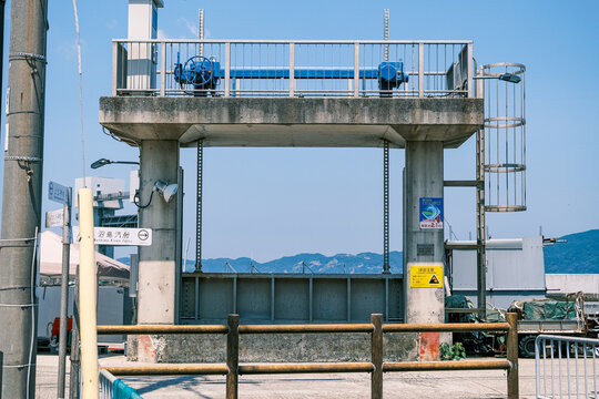 【#沼島】青空に映える沼島の水門風景