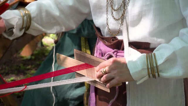 Traditional Weaving Loom Demonstration at Handicraft Fair