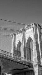 Naklejka premium Brooklyn Bridge in NYC, Iconic Landmark Connecting Manhattan and Brooklyn