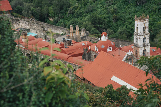 Hacienda santa maria regla historical buildings with red roofs in huasca de ocampo