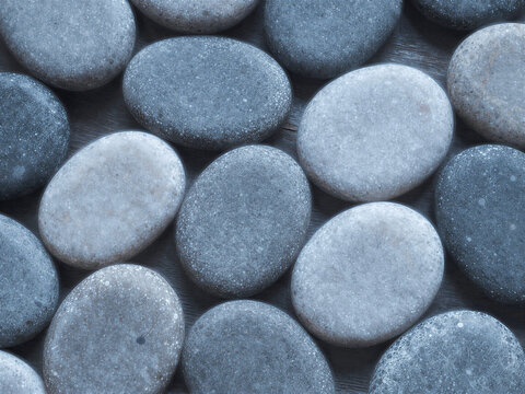 Tactile Zen Pebble Equilibrium