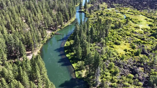 The scenic Deschutes River is a scenic 252-mile tributary of the Columbia River in Central Oregon. It flows through Bend and offers whitewater kayaking, rafting, paddle boarding, and great fishing.