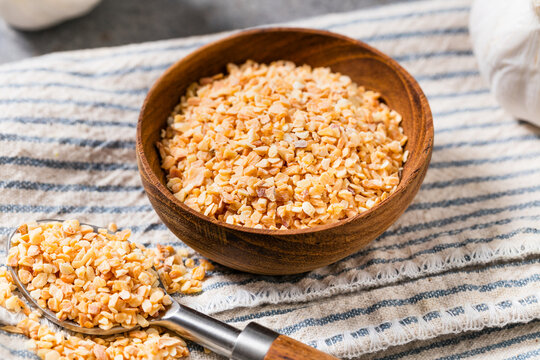 Dry Organic Minced Garlic Spice