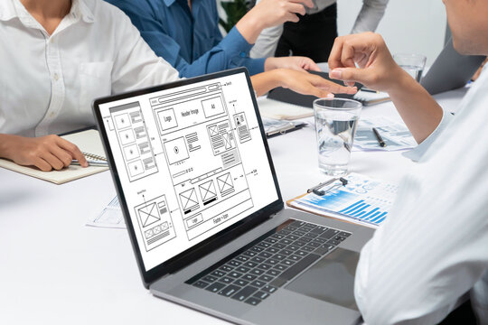 Website design software provide brisk template for online retail business and e-commerce