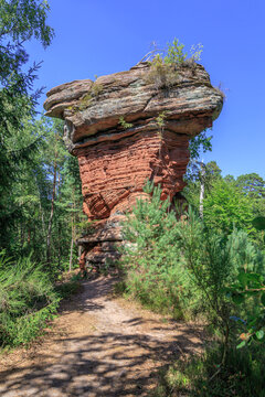 Der Teufelstisch bei Eppenbrunn in der Pfalz
