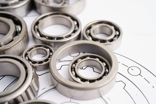 Ball bering circular joint machine component.