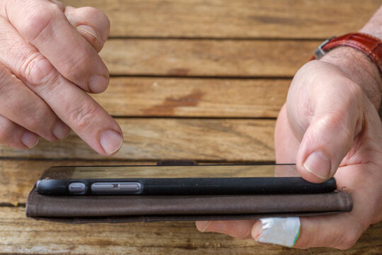 Swiping on Iphone