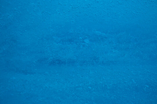 Bubbles in blue ice