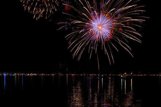Feuerwerk beim Seenachtfest in Konstanz