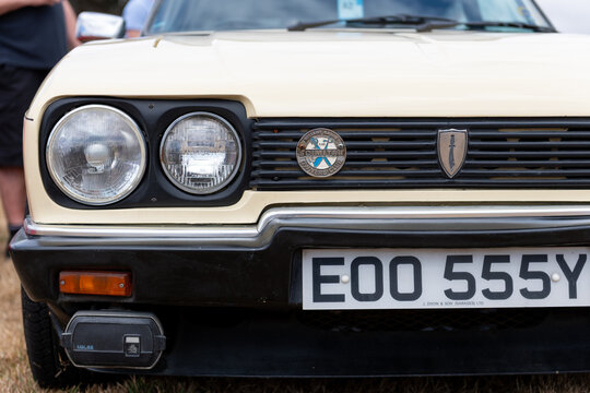 Photo of a Reliant Scimitar GTE from 1982