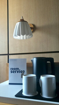 luxury hotel room service