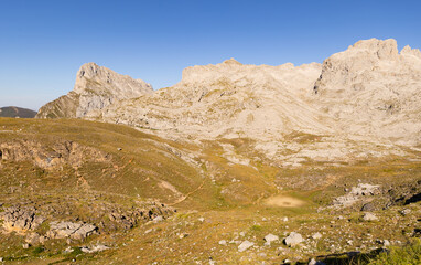 Naklejka premium Rocks, cliffs and mountain peaks - mountainous natural area on border of Cantabria with Castile and Leon, northern Spain..