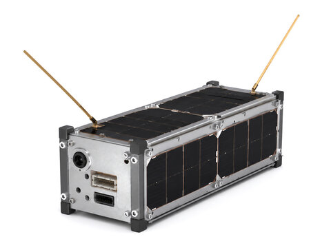 アンテナとソーラーパネルを備えた小型人工衛星キューブサット