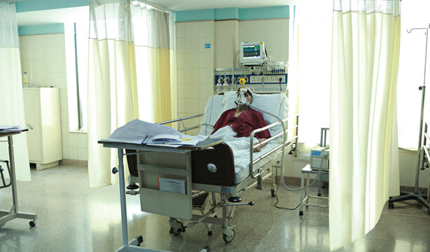 Elderly man in intensive care unit 