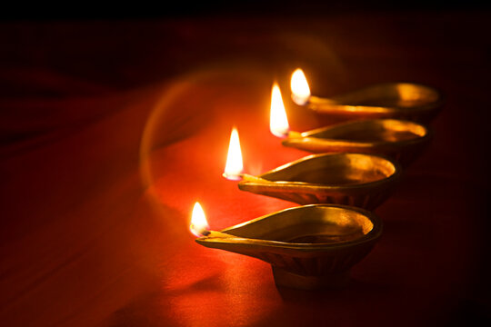 Diyas 