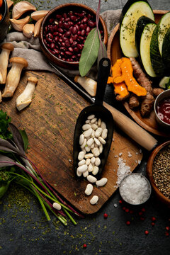 Assortment of colorful fresh vegetables for cooking.