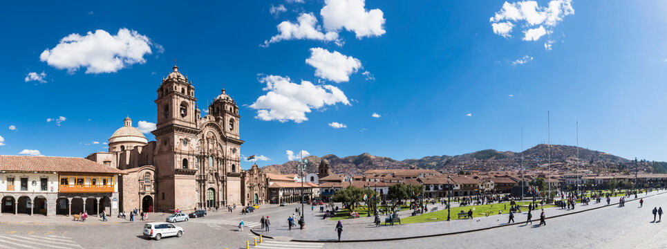 Peru, Andes, Cusco, Plaza de Armas and Jesuit Church