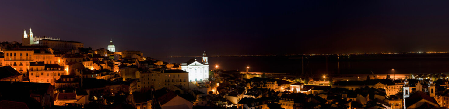 Europe, Portugal, Lisbon, Alfama, View of city with church of Sao Vicente de Fora and church of Santo Estevao at night