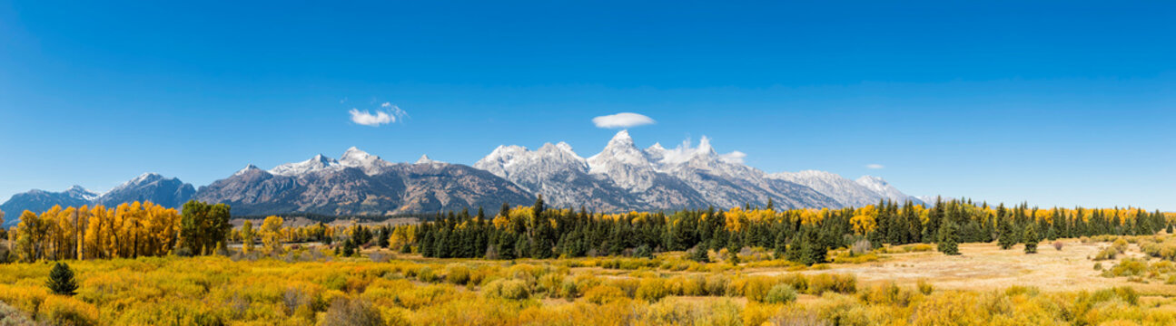USA, Wyoming, Rocky Mountains, Teton Range, Grand Teton National Park, scenic