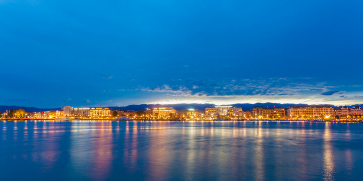 Switzerland, Geneva, cityscape with Lake Geneva in the evening