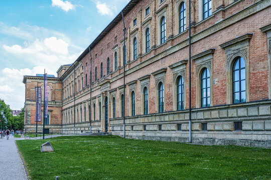 View of the historic palace and museum Alte Pinakothek in Munich in Bavaria
