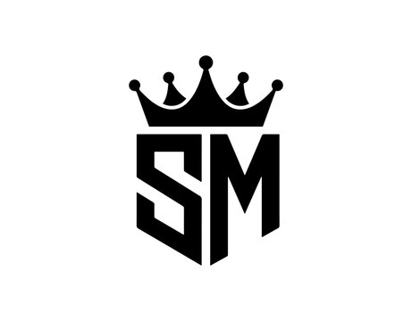SM logo monogram emblem style with crown shape design template