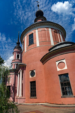 Church of the Myrrh-Bearing Women, years of construction 1798&mdash;1804. City Kaluga. Russia	