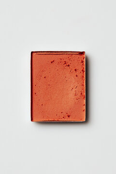 Red eye shadows