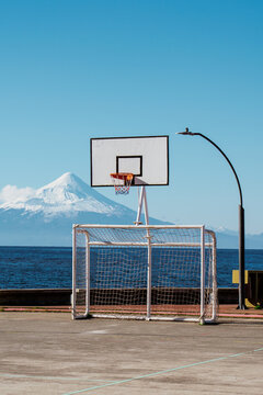 Lakeside Court Facing Osorno