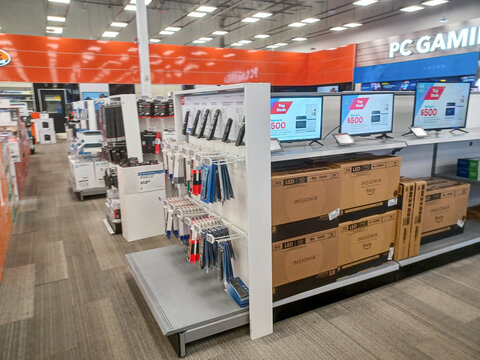 Best Buy interior store view