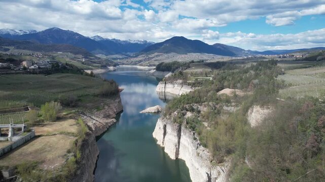 diga lago val di non trentino santa Giustina 