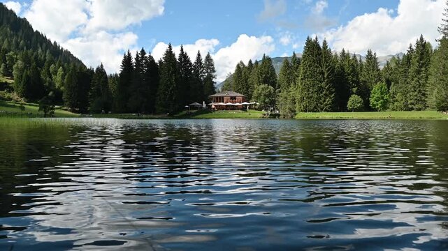 lago dei caprioli trentino 