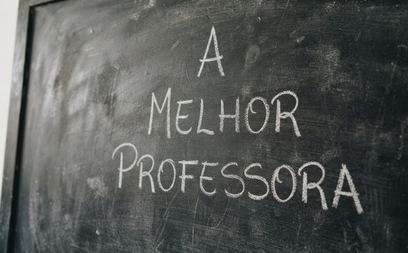 A melhor professora escrita em lousa de giz, homenagem a docente em educacao e agradecimento escolar