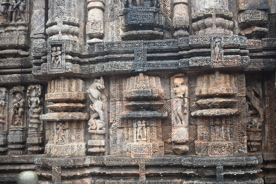 Different structure crafted in wall of ancient temple
