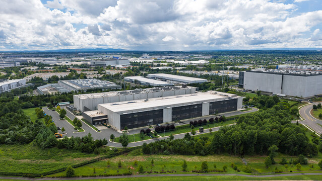 Data center campus building in Ashburn, Virginia