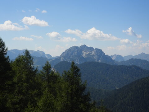 panorama con focus su cresta semicircolare