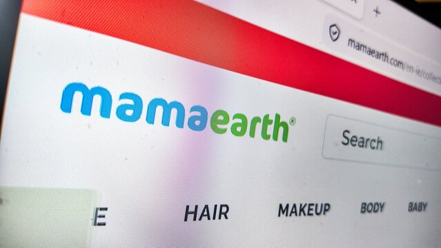 a computer screen with mamaearth website displayed.....Mamaearth is a natural, toxin-free beauty and baby care brand