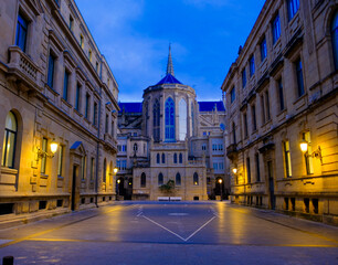 Fototapeta premium Sunrise at the Cathedral of the Good Shepherd in San Sebastian, Basque Country, Spain