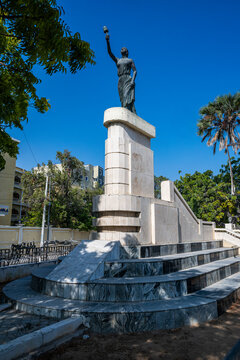 Hawo Tako statue stands tall, representing strength and heritage in the heart of Mogadishu, Somalia