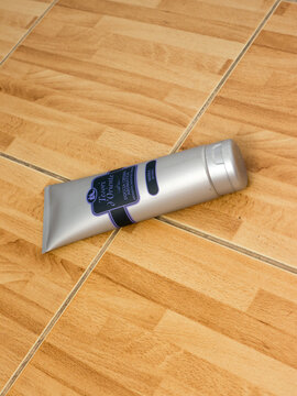 Tesori d'Oriente Doccia Crema Aromatica Shower gel.