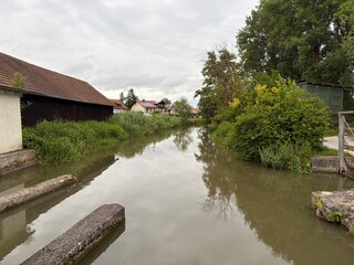 Fototapeta premium Abendstimmung in den Feldern von Bad Gögging in Bayern 