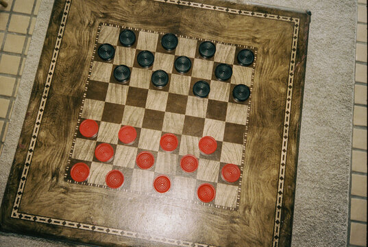  Checker board game Film 