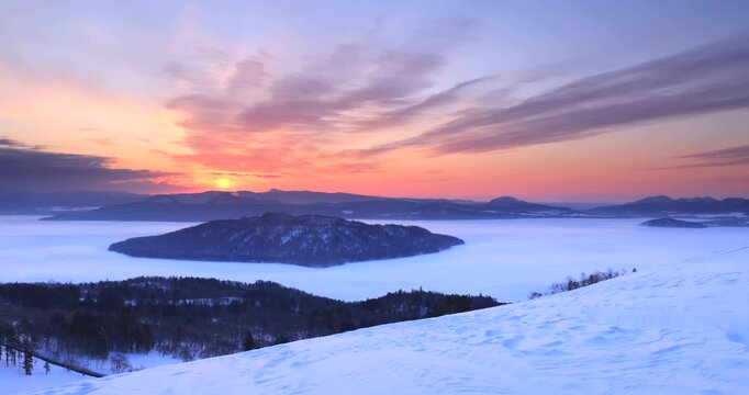 美幌峠から屈斜路湖の日の出