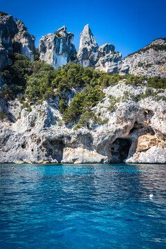 cala goloriz&eacute;, golorize, limestone cliffs and turquoise water, coast of baunei, gulf of orosei, sardinia, sardegna, italy, mediterranean sea, vacation