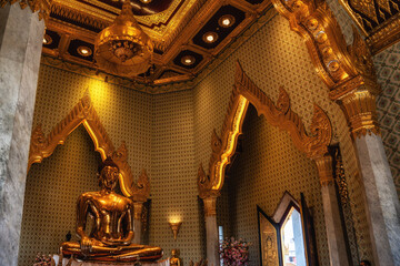 Golden Buddha Statue at Wat Traimit in Bangkok © atosan