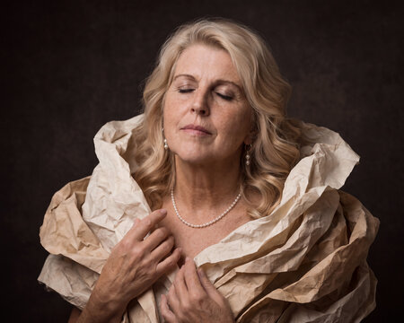 Frau, Papier, Portrait