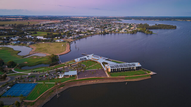 Aerial view of Lake Mulwala Silverwoods resort and Yarrawonga township