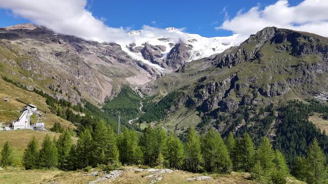 Il Monte Rosa da Sant'Anna, Gressoney