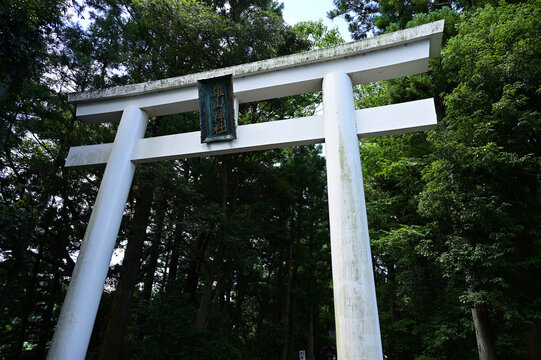 雄山神社岩峅前立社壇